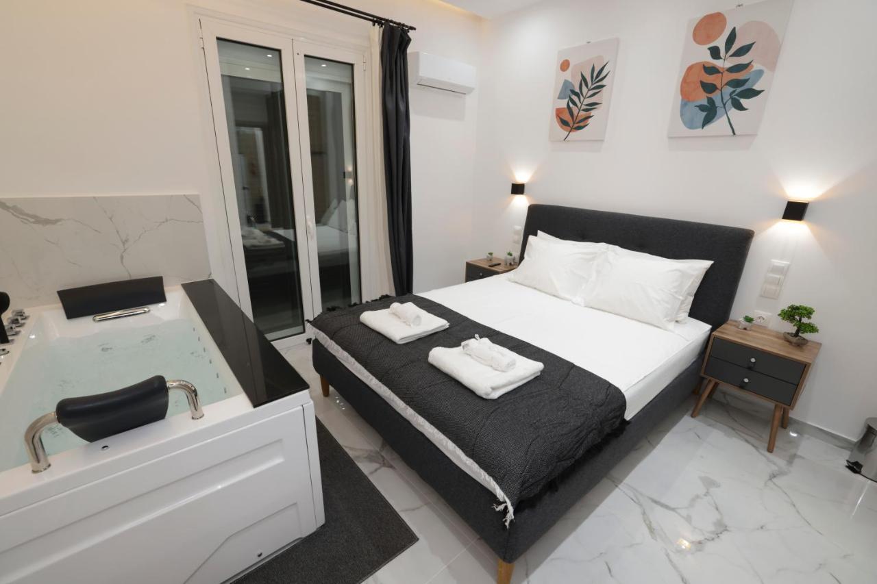 Zeos Finest Jacuzzi Suite Athens Ngoại thất bức ảnh