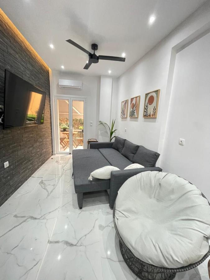 Zeos Finest Jacuzzi Suite Athens Ngoại thất bức ảnh