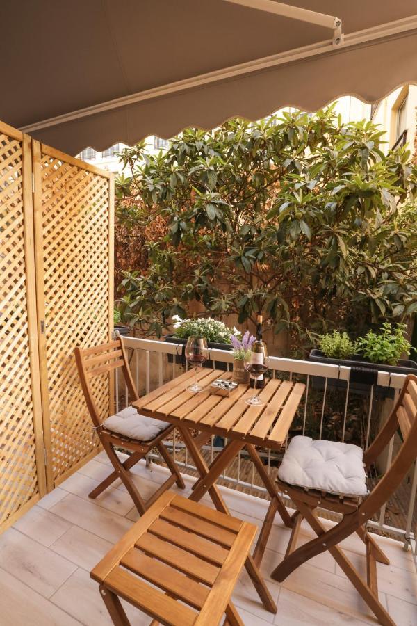 Zeos Finest Jacuzzi Suite Athens Ngoại thất bức ảnh
