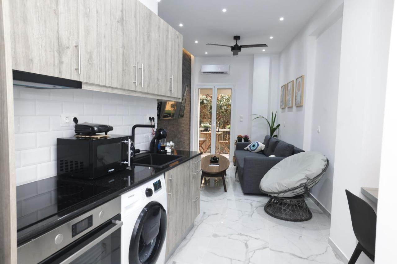 Zeos Finest Jacuzzi Suite Athens Ngoại thất bức ảnh